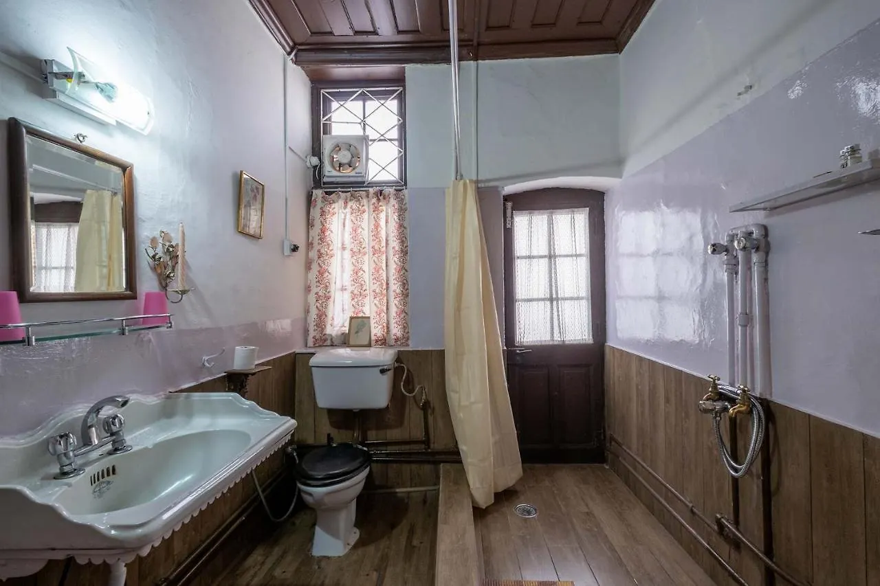 Northwood Cottage By Veo - 3Br Heritage Villa 100 Years Old House Shimla